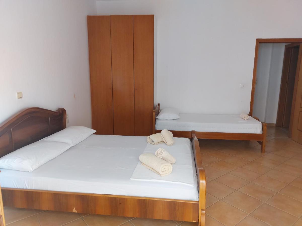 Family Apartments Saranda Kültér fotó