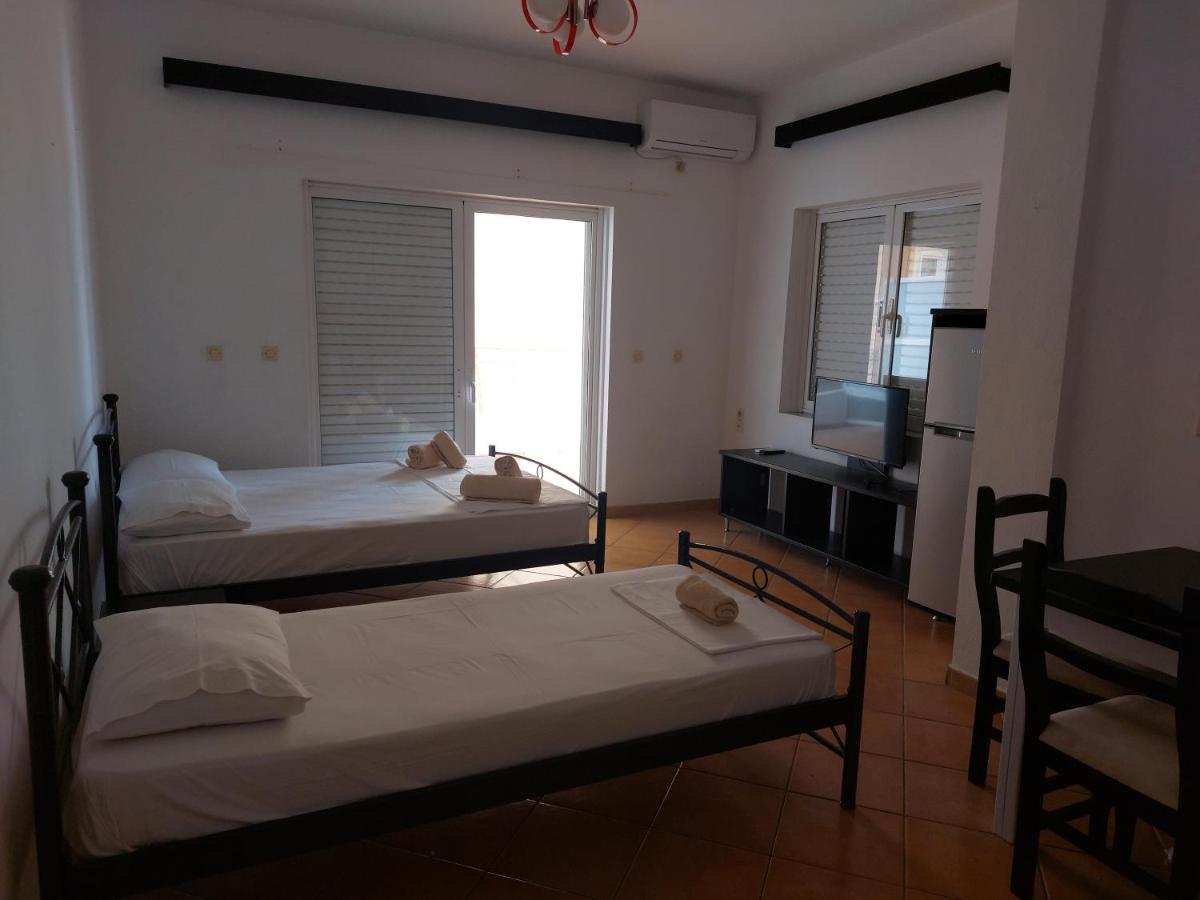 Family Apartments Saranda Kültér fotó
