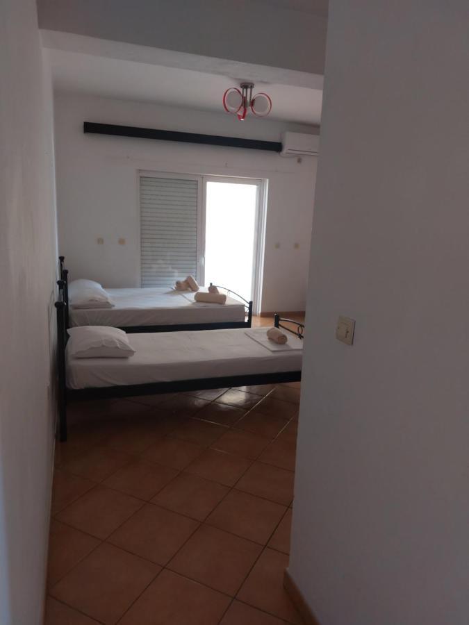 Family Apartments Saranda Kültér fotó